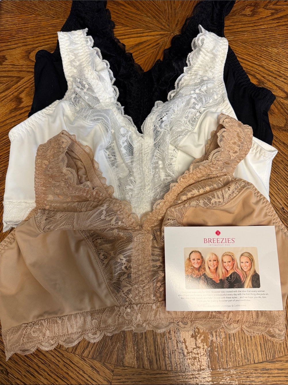 Breezies NIP L BUNDLE OF 3 soft support lace wire free unlined stretch bras